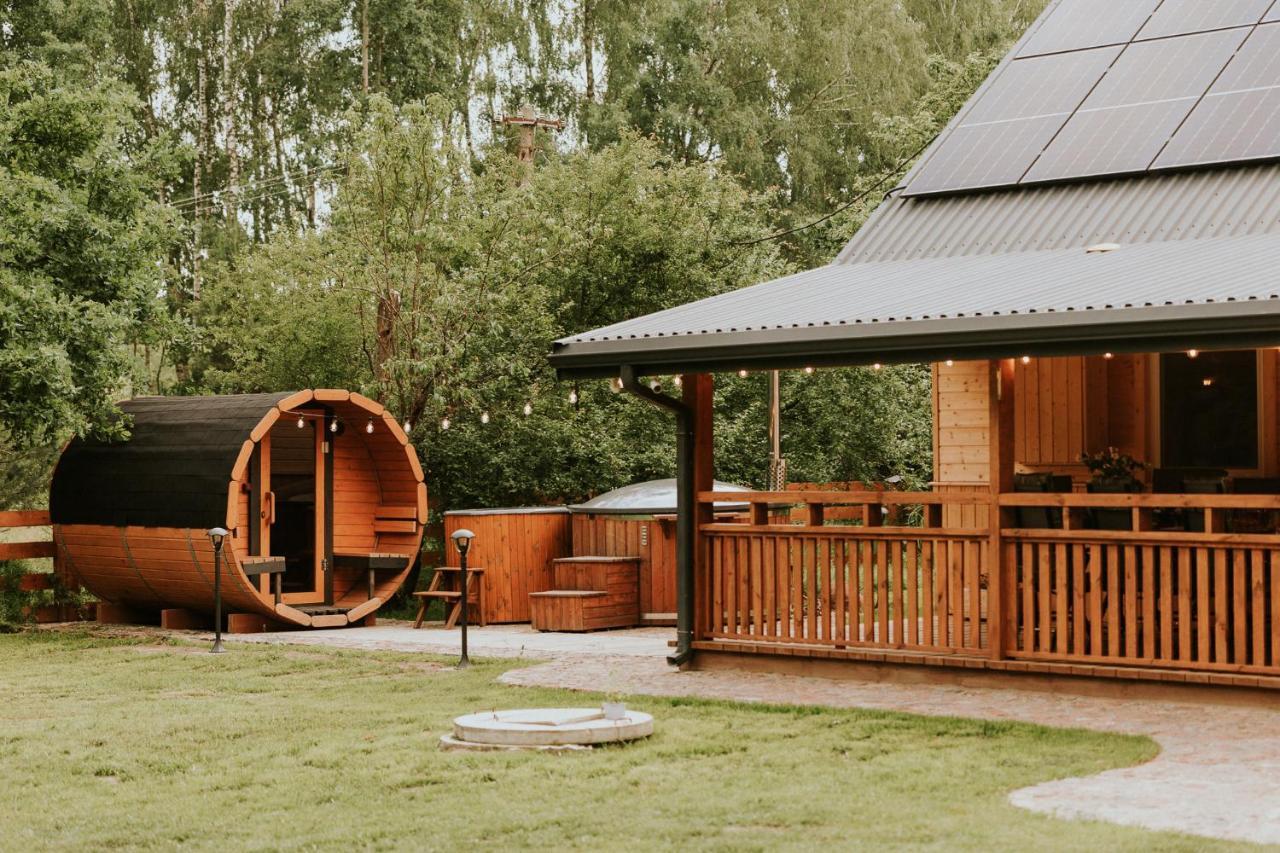 Duch Huszczy W Srodku Sosnowego Lasu Lomazy Exterior foto